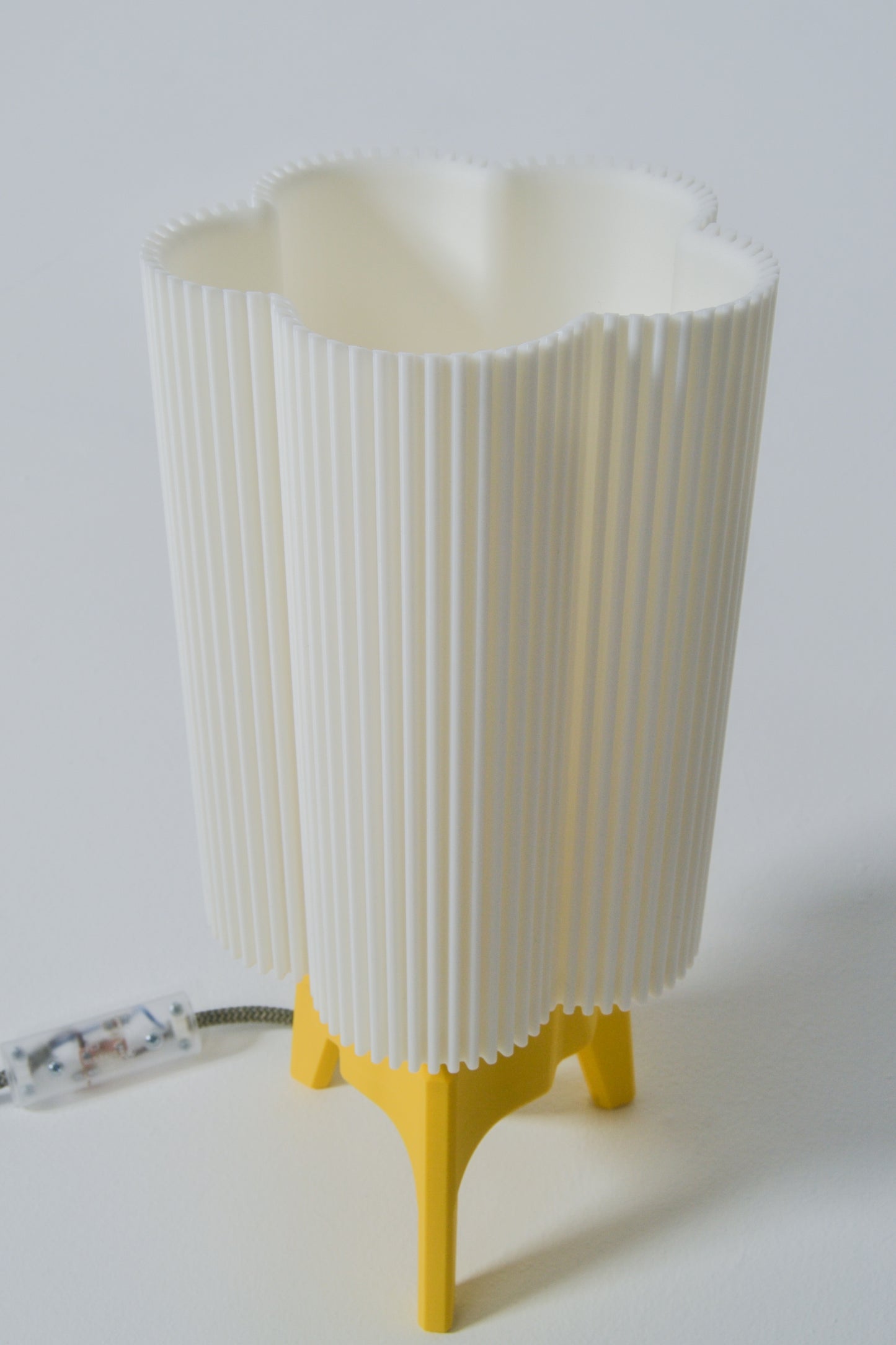 Stelliform Light, Yellow