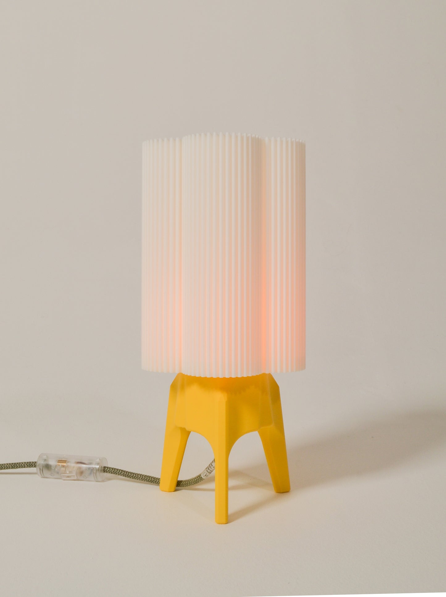 Stelliform Light, Yellow